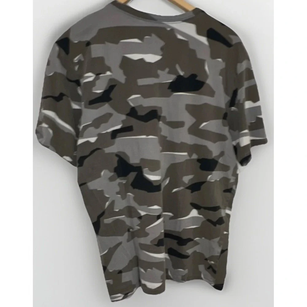 Nike Men's Camouflage Short Sleeve T-Shirt Camo-Gray Size LARGE ( AJ6631-012)